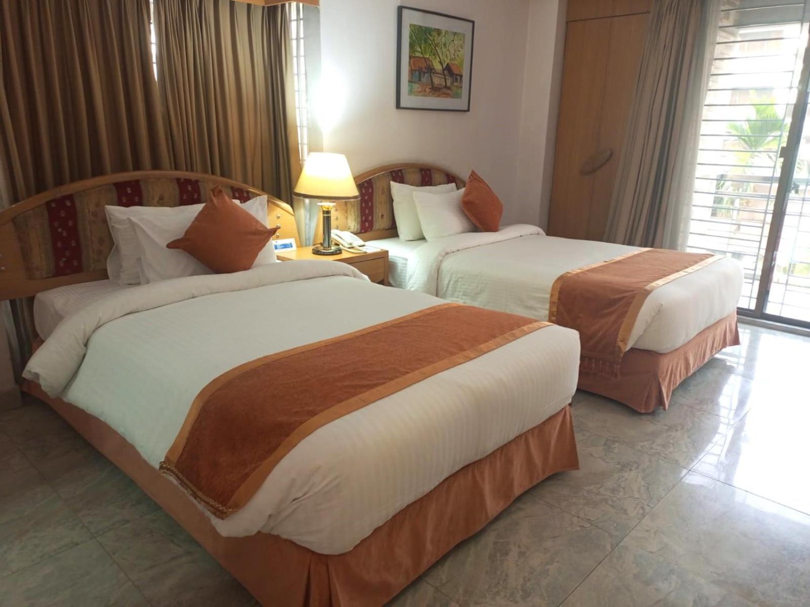 Hotel Lake Castle - Parkview Dhaka Exterior photo